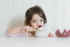 manfaat-yogurt-untuk-anak